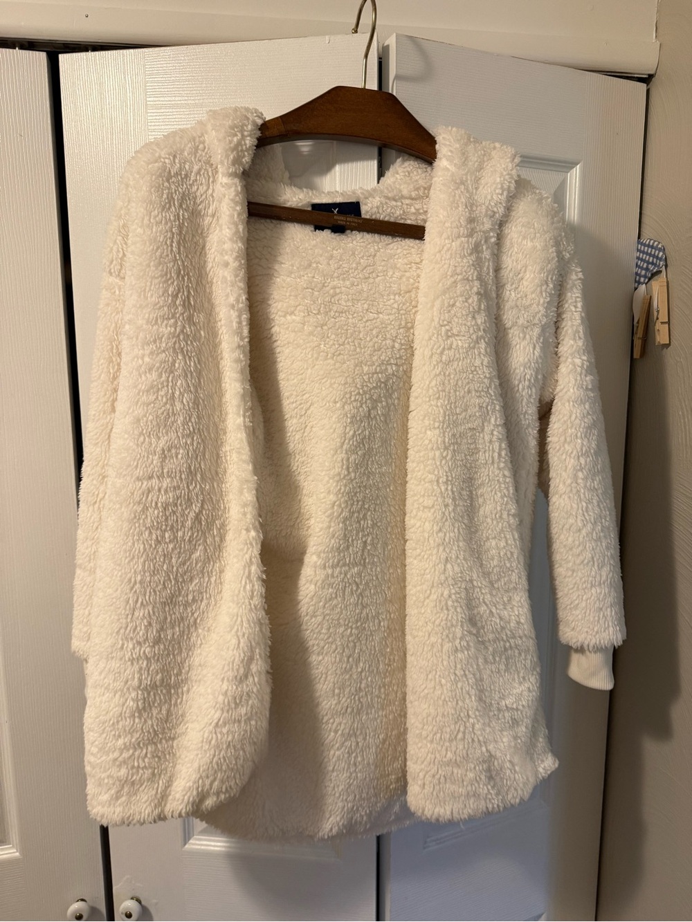 American Eagle Outfitters Cream Sherpa Hooded Jacket